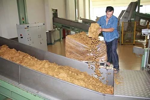 煙草加工異味廢氣危害大，快速除臭就用Dejing的凈除臭劑！.jpg